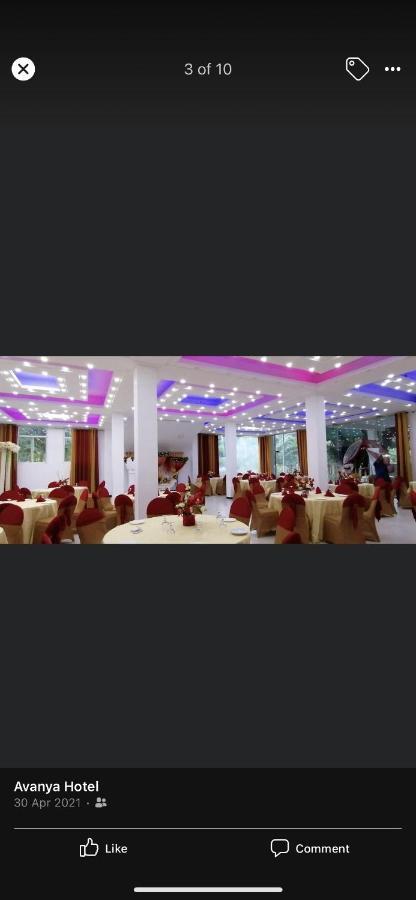 Avanya Hotel And Reception Hall Angunakolapelessa Exterior photo